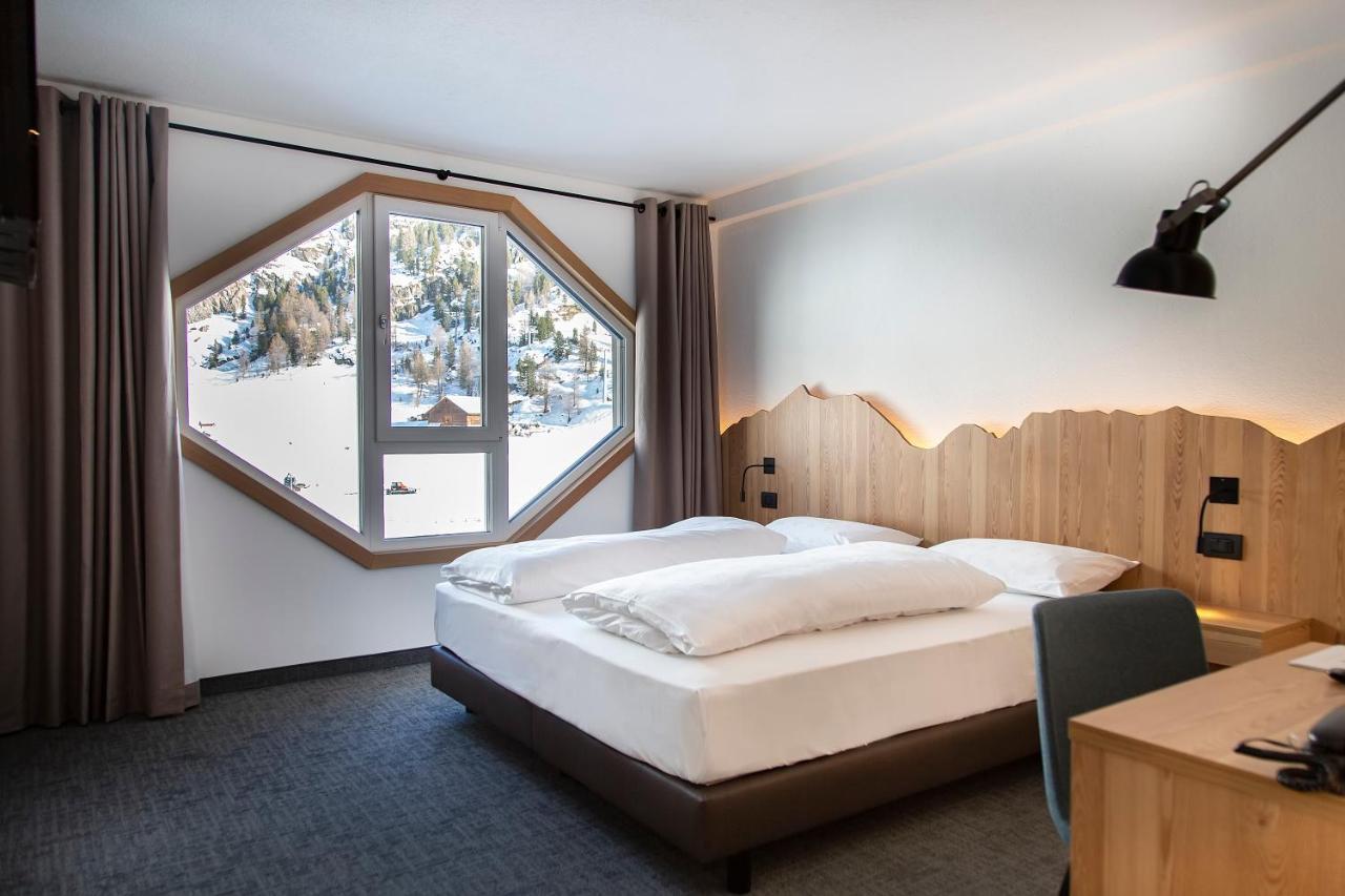 Blu Hotel Senales - Hotel Zirm Maso Corto Pokój zdjęcie